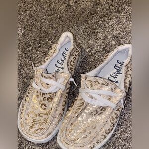 Gypsy Jazz Leopard Print Shoes - Gold and Cream